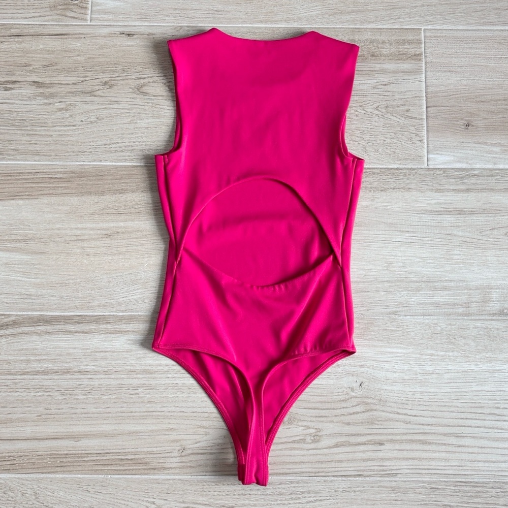 Express Body Contour Pink Open Back Sleeveless Tank Top Bodysuit - Picture 5 of 5